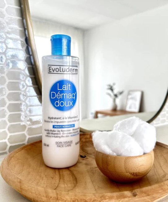 Evoluderm Молочко для снятия макияжа с витамином Е, 250мл (1)