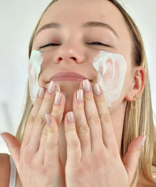 Evoluderm Увлажняющий скраб для лица с алоэ вера, 150г (2)