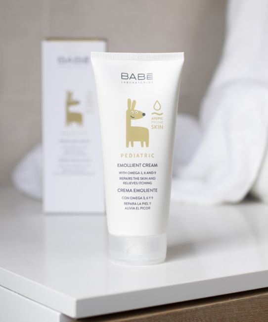 BABE Laboratorios Детский крем-эмолиент для сухой кожи, 200мл (3)