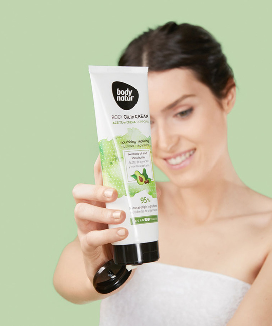 Body Natur Крем-масло для тела с маслами авокадо и макадамии, 250мл (4)