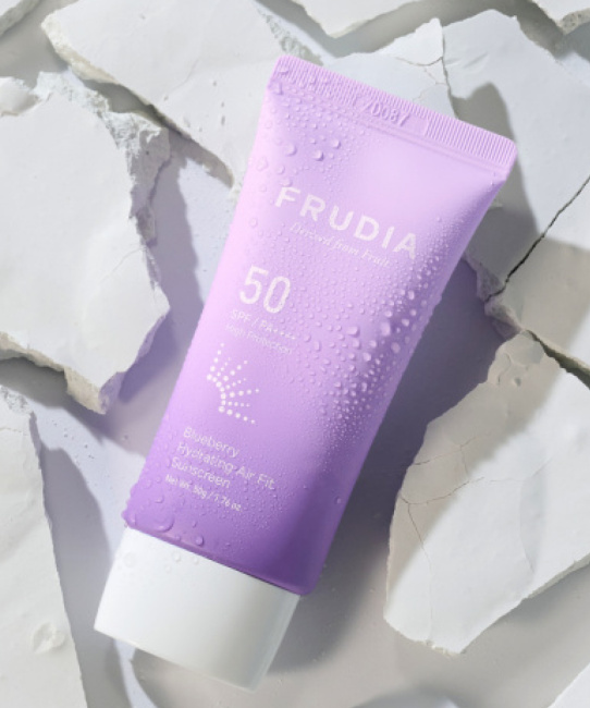FRUDIA Легкий увлажняющий солнцезащитный крем с черникой SPF50 PA++++, 50г (2)