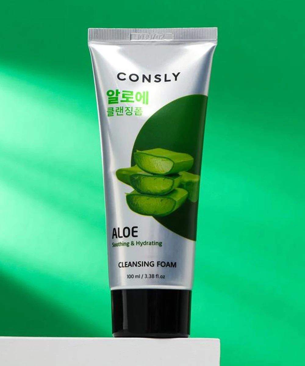 Consly умывание. CONSLY Aloe Vera Soothing creamy Cleansing Foam, 100ml. CONSLY пенка для умывания с алоэ. CONSLY пенка для умывания успокаивающая с азуленом. CONSLY пенка для умывания с кислотами.