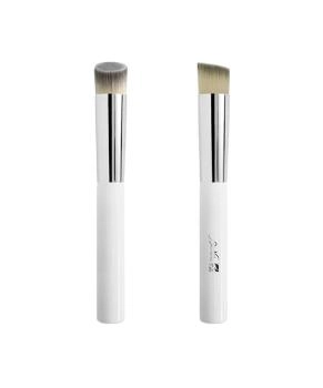 BioNike Кисть для нанесения основы DEFENCE COLOR FOUNDATION BRUSH