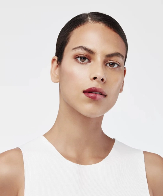 BYPHASSE Мицеллярная жидкость очищающая для сухой и чувствительной кожи, 250мл (1)