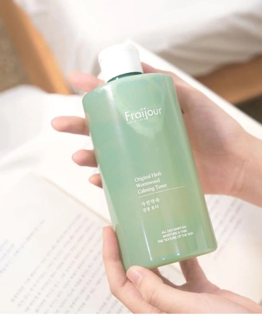 Fraijour Тонер для лица с полынью и AHA-/BHA кислотами, 500мл (1)