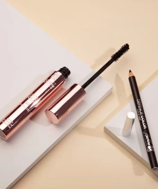 BioNike Набор (Тушь для ресниц DEFENCE COLOR 3D MASCARA , тон 01, noir 11 мл + Карандаш для век DEFENCE COLOR KOHL&KAJAL eye pencil, тон 101), 11мл (1)