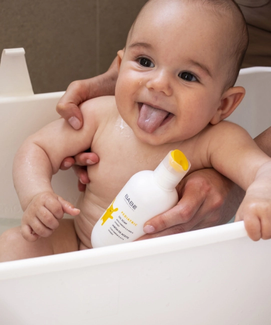 BABE Laboratorios Детское масляное мыло, 200мл (4)