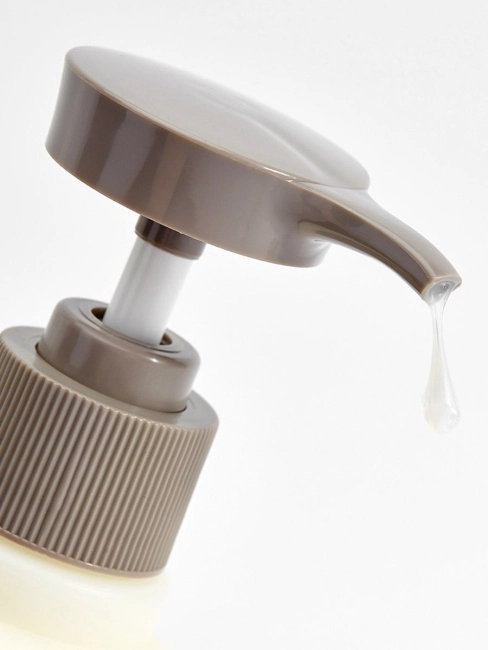 Lador Увлажняющий бессиликоновый шампунь Moisture Balancing Shampoo, 530мл (1)