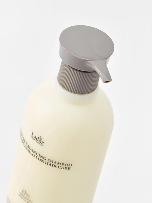 Lador Увлажняющий бессиликоновый шампунь Moisture Balancing Shampoo, 530мл (3)