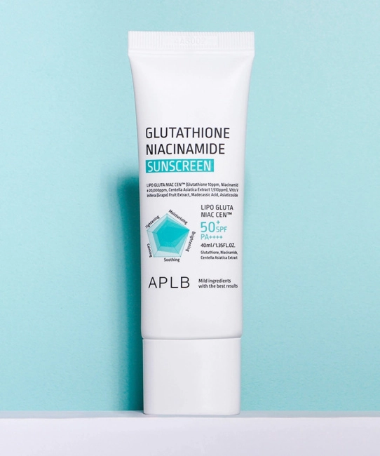 APLB Солнцезащитный крем GLUTATHIONE NIACINAMIDE SUNSCREEN SPF50+ PA++++, 40мл (3)