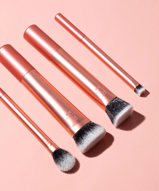 Real Techniques Набор кистей для макияжа Face Base Set, 4шт (4)